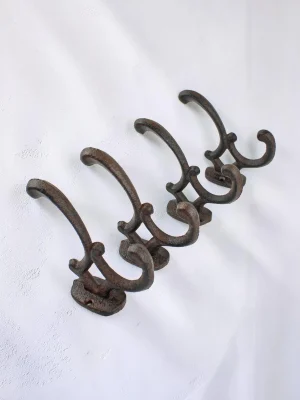 Royalchessset Double Wall Hooks Rustic Cast Iron Decorative Vine Style Coat Key and Towel Hangers 4-Pack