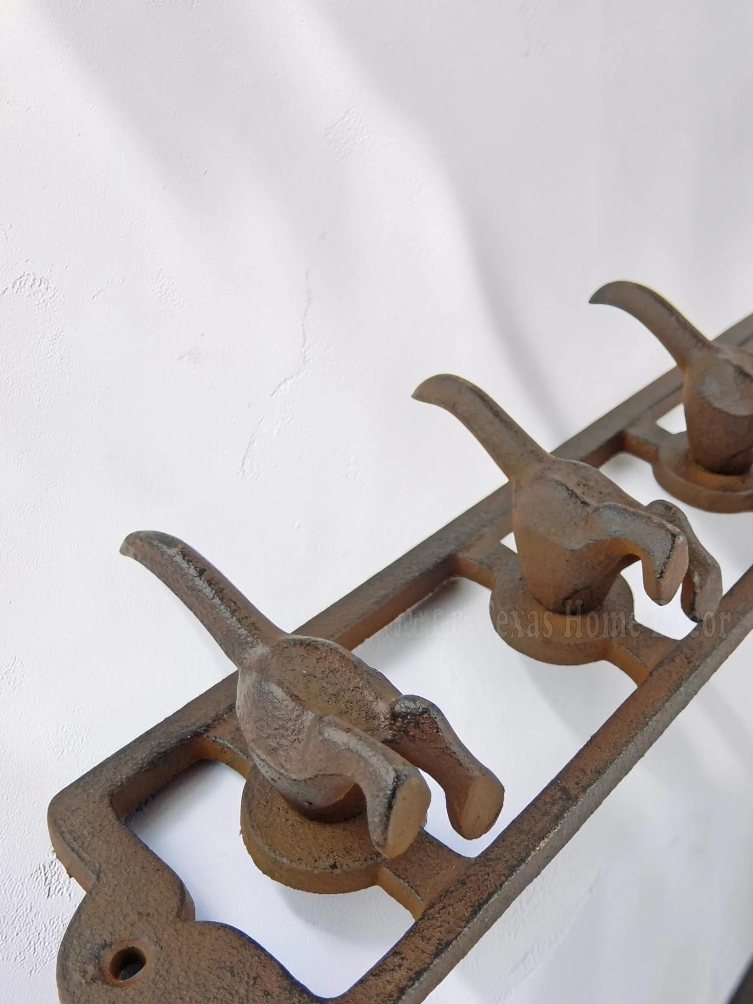 Rustic Cast Iron Dog Tail Wall Hook Rack - Heavy Duty 4-Hook Organizer for Leashes, Keys, and Coats - Image 4