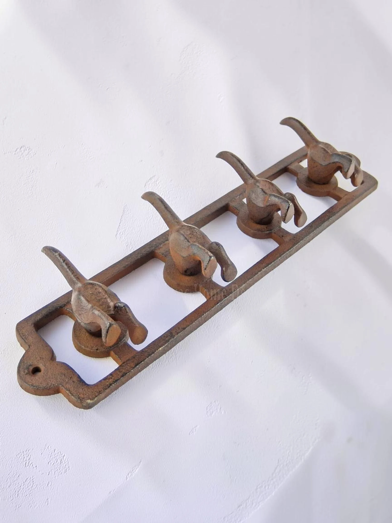 Rustic Cast Iron Dog Tail Wall Hook Rack - Heavy Duty 4-Hook Organizer for Leashes, Keys, and Coats - Image 3